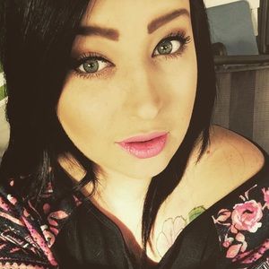 Meet your Posher, Brianna